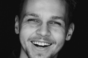 original FC52471D 1A0A 404A A4FE B 111762425302